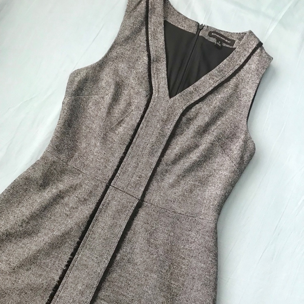 Banana Republic Sleeveless Tweed Dress